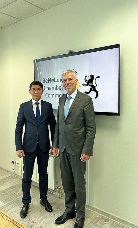 Persbericht: ontmoeting met de ambassadeur van het Groothertogdom Luxemburg op het kantoor van de BeNeLux-Kamer — 2