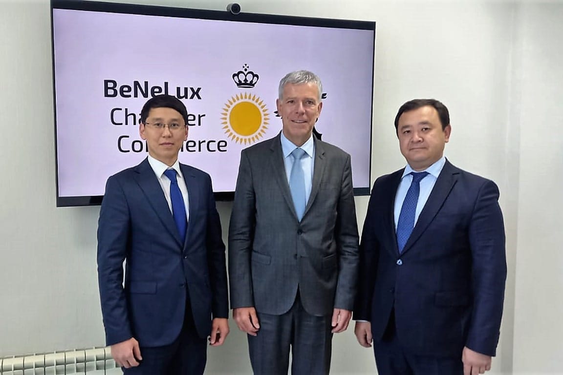 Persbericht: ontmoeting met de ambassadeur van het Groothertogdom Luxemburg op het kantoor van de BeNeLux-Kamer — 3