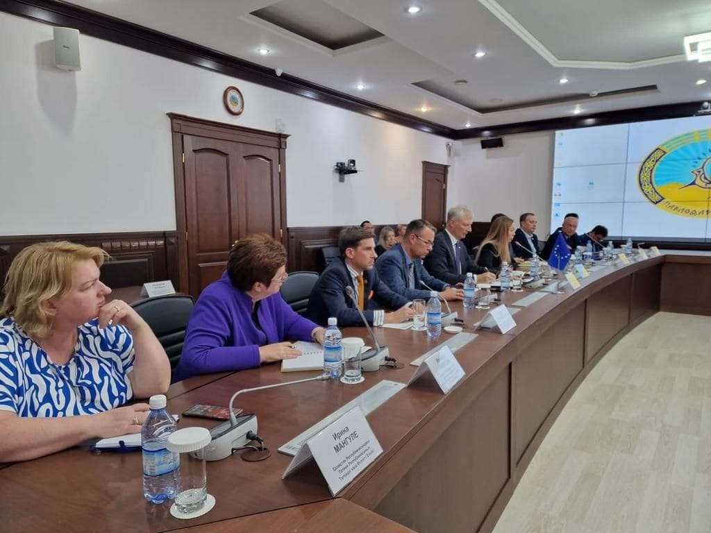 Visite d’une délégation d’ambassadeurs de l’UE dans la région de Pavlodar — 1