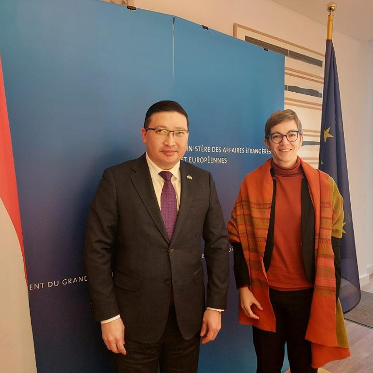 Kasakhstans ambassadør holdt et møde om bilateralt samarbejde